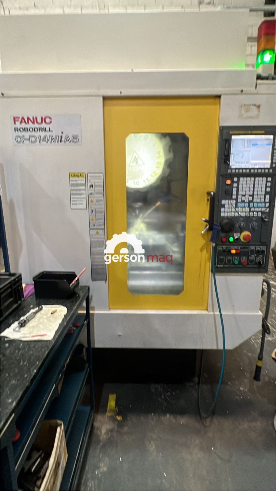 CENTRO DE USINAGEM FANUC ROBODRILL D14MiA5 - ANO 2013 - COM 4 EIXO